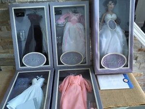 LOTE de 5 MUÑECAS de vinilo Franklin Mint Elizabeth Taylor 16" + 4 conjuntos conjunto en caja original - Imagen 1 de 12