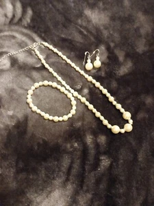 Jewellery Set Faux Pearl Prom Wedding Necklace Drop Earrings Bracelet - Picture 1 of 2