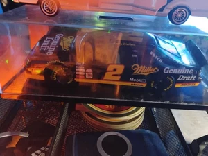 1995 Rusty Wallace Miller Genuine Draft MGD Ford Thunderbird Action 1:24  NASCAR - Picture 1 of 2