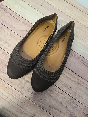 L.L. Bean Brown Suede Leather Casual Flats Shoes Women’s Sz 8M US/ - Image 1 of 4