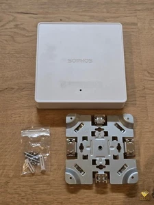 SOPHOS APX 320 Access Point ETSI + Halterung + Schrauben Profi A320TCHNE Geprüft - Picture 1 of 5