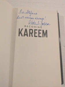 Libro de tapa dura (FIRMADO) KAREEM ABDUL-JABBAR CONVIRTIÉNDOSE EN KAREEM 1ª edición 2017 - Imagen 1 de 8