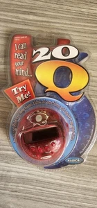 20q 20 Questions Red Electronic Handheld Game Radica 2003 - Picture 1 of 5