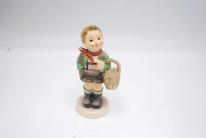 GOEBEL HUMMEL VILLAGE BOY FIGURINE - Picture 1 of 8