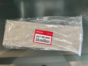 Honda OEM NEW 2003 600 CBR600RR MARK DECAL P/N: 64317-MEE-000ZA - Bild 1 von 3