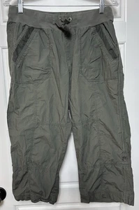 Pantalones capri Calvin Klein Performance Dry Athletic Cargo - Para mujer medianos - Imagen 1 de 5