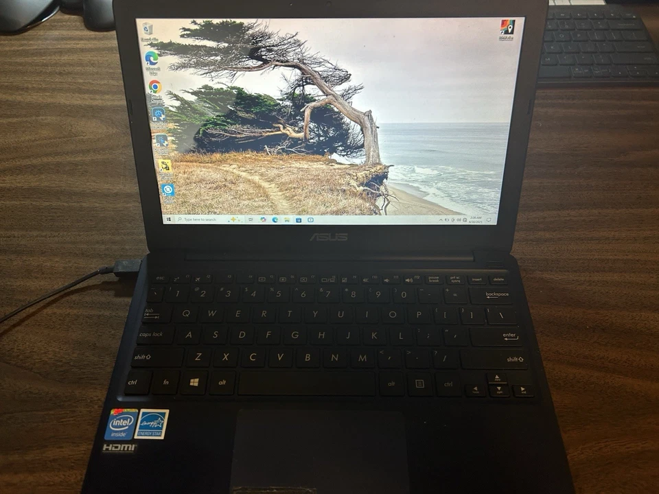 ASUS T3300KA-DH91T-CA 13.3 ” 1920x1080 Pentium 银色 N6000 4GB 128GB SSD W10 — 第 1/4 张图片