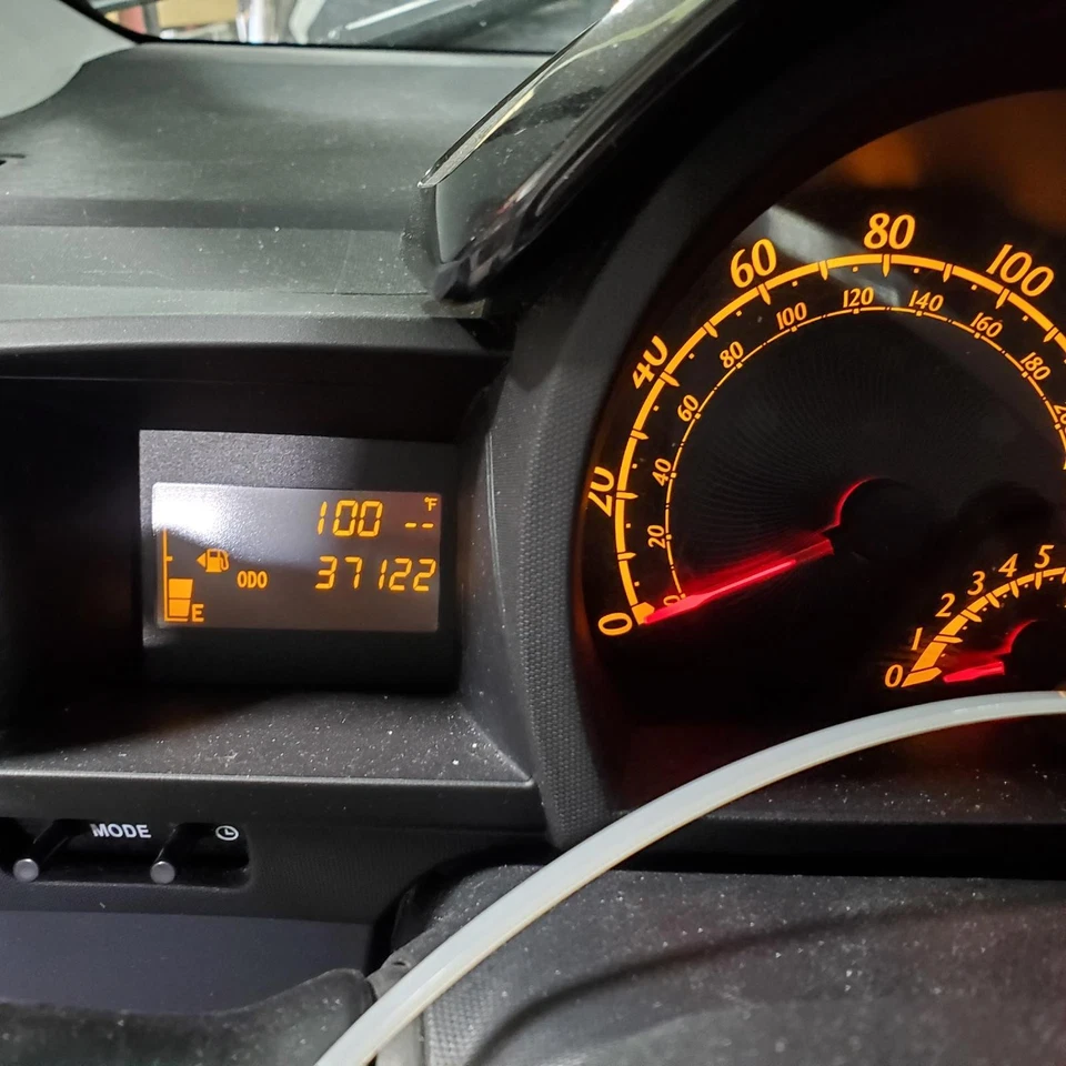 Velocímetro SCION SCION IQ (cluster), MPH 11 12 Foto 1 de 1