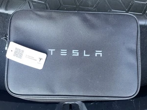 Gancio Traino Model 3 TESLA ORIGINALE - Imagen 1 de 3
