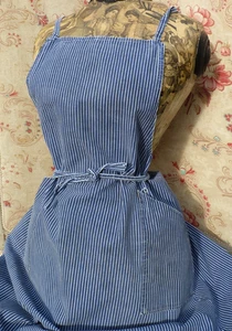 ALTE DAMEN SCHÜRZE Baumwolle zweifarbig gestreift gebraucht! - Bild 1 von 10