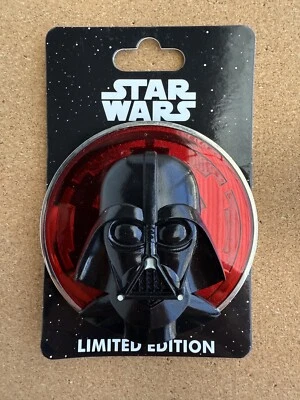 Disney D23 WDI MOG Darth Vader Star Wars Villains Profile LE 300 Pin - Image 1 of 4