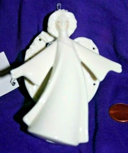 Vintage white Ceramic Angel ornament - Picture 1 of 2