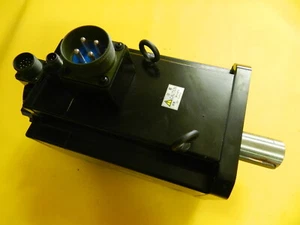 [Used] SANYO DENKI / P60B18550RBV00 / SERVO MOTOR, 5.5KW, Pie 42, 1pcs - Picture 1 of 7