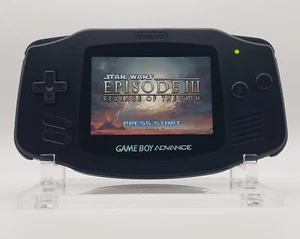 Gameboy Advance retroiluminada M2 IPS totalmente negra Funnyplaying con funda de transporte - Imagen 1 de 11