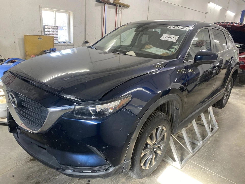 Used Front Left Seat Belt Front fits: 2019 Mazda CX-9 bucket seat driver retract - Image 1 of 4