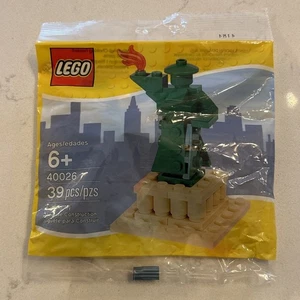 LEGO Estatua de la Libertad 40026 Promocional Exclusivo Polybag NYC Nueva York RARO - Imagen 1 de 2