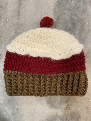Hecho a mano Crochet Rojo Terciopelo Cupcake Gorro Invierno Sombrero Elastizado Acogedor Cómodo Cálido Foto 1 de 4