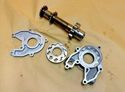 BMW R1100RS (259) Ölpumpe kpl. mit Nebenwelle - Bild 1 von 4