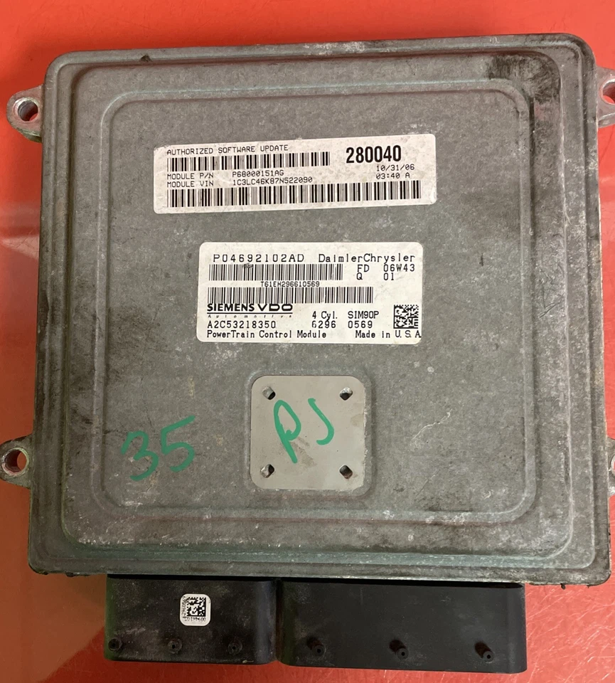 Chrysler Sebring Dodge Avenger 2007 ECU ECM P68000151AG garantía Foto 1 de 3