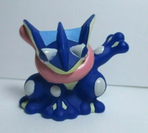 Figura Greninja Pokemon Finger Puppet Greninja Gotta Catch Them All Nintendo Bandai - Imagen 1 de 6