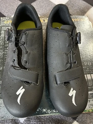 Sapato de Estrada Masculino Specialized Torch 1.0 Tamanho 8 Preto Branco Look Nunca Usado BOA - Imagem 1 de 4