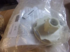 OEM HUSQVARNA AYP 545008028 STARTER PULLEY ASSEMBLY - Picture 1 of 1