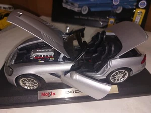1/18 SCALE DIECAST 2002 DODGE VIPER SLT10 CABRIOLET IN SILVER BY MAISTO NO BOX. - Picture 1 of 20