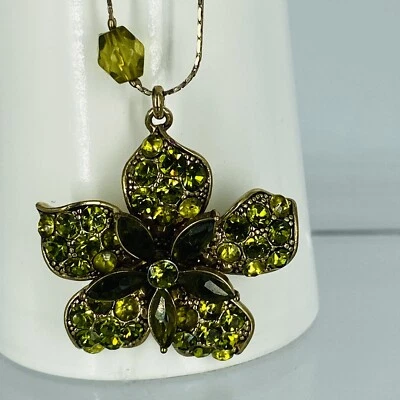 "Collar colgante LIZ CLAIBORNE dorado y verde 2 hilos con cuentas de cristal flor 16""" Foto 1 de 4