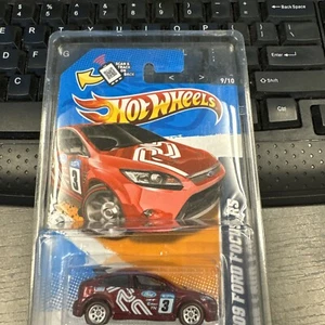Hot Wheels Super Treasure Hunt '09 Ford Focus RS* HW All Stars '12 With Case - Picture 1 of 8