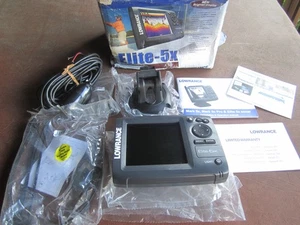 Lowrance Elite-5x Fish Finder con trasduttore e supporto ET. MAI USATO - Foto 1 di 7