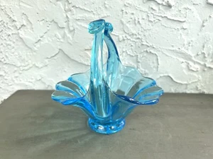 Italian Handblown Artglass Paneled Twisted-Handle Trinket Dish - Picture 1 of 6