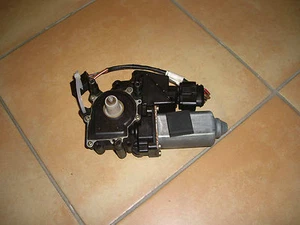 AUDI A8 4D 4D2 D2 WINDOW REGULATOR MOTOR BROSE 0536001401 REAR RIGHT 4D0971166 - Picture 1 of 7