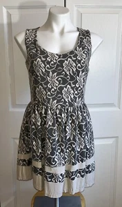 Alya Lace Dress Short Sleeveless Lined Scoop Neck Zip Back Tan Black Sz M - Picture 1 of 7
