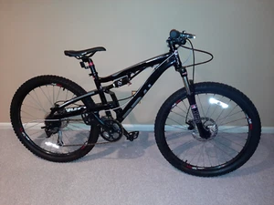 DIAMONDBACK 2012 RECOIL COMP Mountain BIKE 24-spd Black Wheel 26 in Frame 16 in - Picture 1 of 24