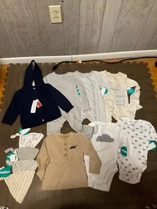 Babykleidung Paket. Junge 9 Monate. babyzubehör. Hellbraun, Grau, Wolke.  11 Stück. - Bild 1 von 1