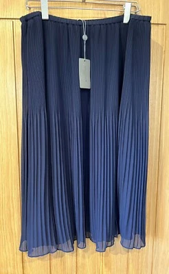 WINDSMOOR: NEW UK14 Midi Skirt Navy Blue - Fine Pleated Chiffon Classic - BNWT  - Image 1 of 4