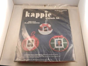 KAPPIE ORIGINAL PRE-CUT PLASTIC CANVAS KIT "NEW" CHRISTMAS PHOTO ORNAMENTS #PC29 - Picture 1 of 4
