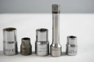 CRAFTSMAN 9/16", 1/2" Socket 1/2" Drive 12 Point =V= series+3/8" extension lot - Picture 1 of 4