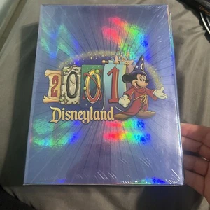 Disney Disneyland 2001 Fotoalbum 4 x 6 Bildermappe Mickey Mouse Vintage - Bild 1 von 9