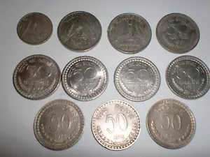 INDIA - 11 ANTIGUOS ""1/2 RUPIAS""/""1/4 RE."MONEDAS ""50 NAYE PAISE""&""50 P""." - Imagen 1 de 2