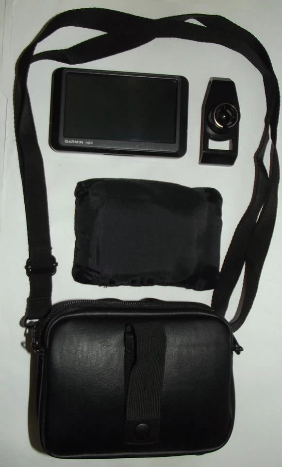 Garmin Nuvi 265W Bundle- Bean Bag Friction Mount carrying case bag GPS FOR PARTS - Image 1 of 4