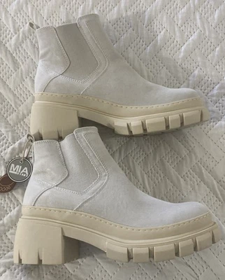 Botas Chelsea MIA Connor cuero blanco roto bloque tacón y suela de asa NUEVAS CON ETIQUETAS 8.5 Foto 1 de 4