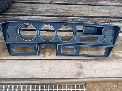 1981-1993 DODGE RAM D150 D250 D350 INSTRUMENT CLUSTER DASH BEZEL TRIM PANEL OEM - Image 1 of 4