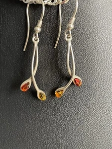 Amber Dangly Drop Earrings Silver 925 Pierced Ears  - Picture 1 of 4