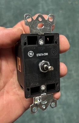 Brand New GE W/Obox 20A Single-Pole 60-Minute Wall Timer. Qty. Of 10 Switches - Image 1 of 4