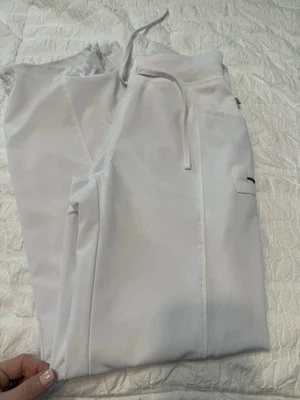 Pantalones Médicos Cherokee Infinity Xs Blancos Usados Usados en Excelente Condición Mancha Pequeña Foto 1 de 4