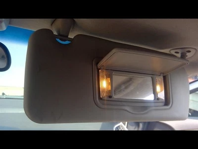Viseira solar direita passageiro sem iluminação compatível com 04-09 SRX 164171 - Imagem 1 de 4