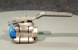 SVF FLOW CONTROLS STAINLESS STEEL SANITARY BALL VALVE 1/4" THREADED (F) 1500 PSI - Picture 1 of 5