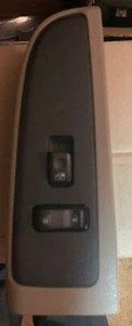 2003-2006 Chevy Silverado Sierra Passenger Right Side Window Switch 15132196 - Picture 1 of 4