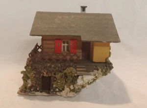 14.24 A Faller 294 Haus am Berg Holz H0? Modelleisenbahn 1:87? Modellhaus - Picture 1 of 6